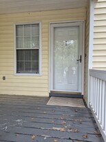 2092 S Sherwood Dr in Valdosta, GA - Building Photo