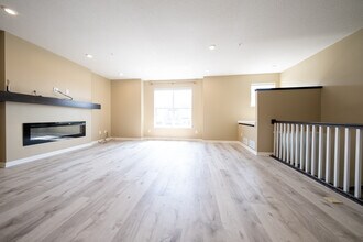 6637 Jody Ave S in Cottage Grove, MN - Building Photo - Building Photo