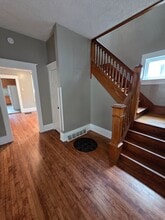 614 Bluemont Ave in Manhattan, KS - Building Photo - Building Photo