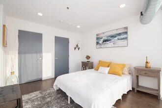 2059 Germantown Ave, Unit 8 in Philadelphia, PA - Foto de edificio - Building Photo