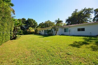 1549 Catalonia Ave in Coral Gables, FL - Building Photo - Building Photo