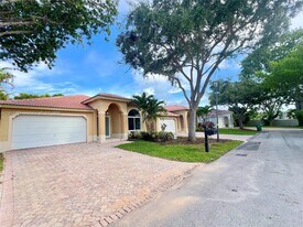 16020 SW 91st Ct in Palmetto Bay, FL - Building Photo