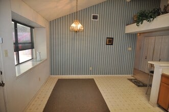 1153 Highpoint Rd in Bedford, TX - Building Photo - Building Photo