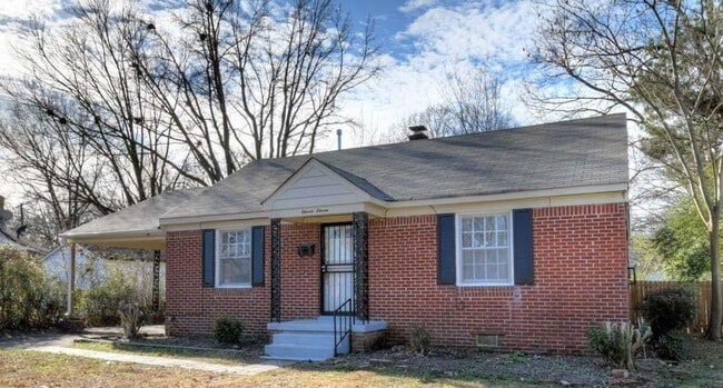 property at 1111 Robin Hood Ln