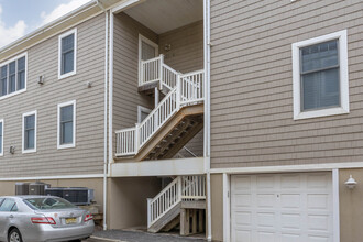 221 Beachfront in Manasquan, NJ - Building Photo - Building Photo