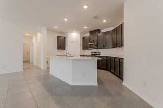 9507 Reinhartz Wy in San Antonio, TX - Building Photo - Building Photo