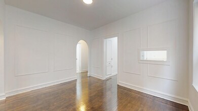 6738 N Rockwell St in Chicago, IL - Building Photo - Building Photo