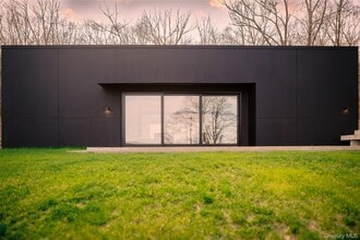 279 Tompkins Rd in Ancram, NY - Building Photo - Building Photo