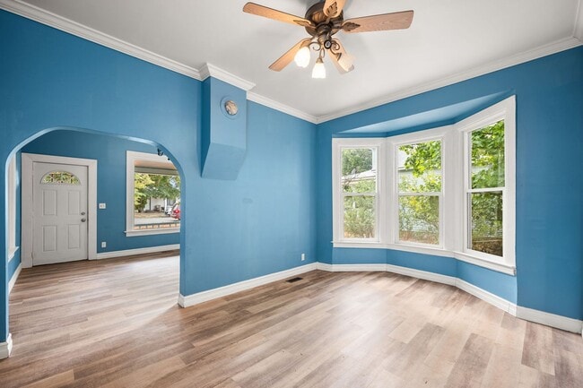 property at 2008 W Sharp Ave