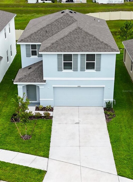 4409 Sand Dollar Wy in Zephyrhills, FL - Building Photo