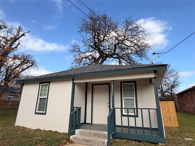 property at 3522 Roberts Ave