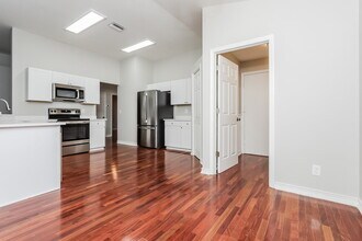 4703 Bear Claw Ct in Valrico, FL - Building Photo - Building Photo