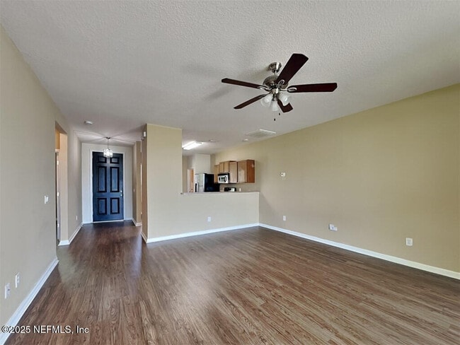 2467 Eisner Dr in Jacksonville, FL - Building Photo - Building Photo