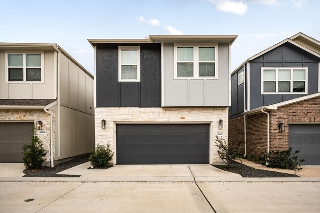 9810 Falling Fern Ln