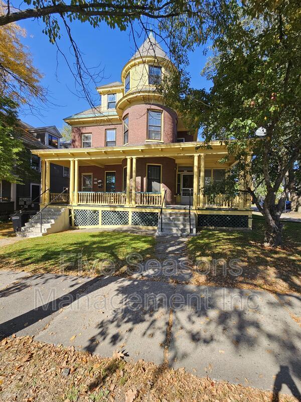 property at 322 Pearl St