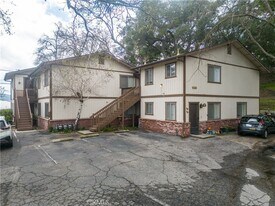 5700 Olmeda Ave, Unit D Apartamentos