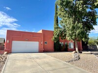 3046 Alicia Ln in Kingman, AZ - Foto de edificio - Building Photo