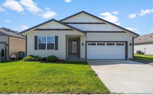 property at 1822 W Satsop Ave