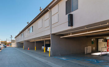 13561 Sherman Way in Van Nuys, CA - Building Photo - Building Photo