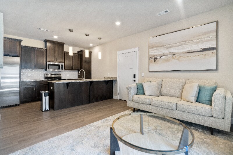 1507 SW Aileron Cir in Bentonville, AR - Building Photo