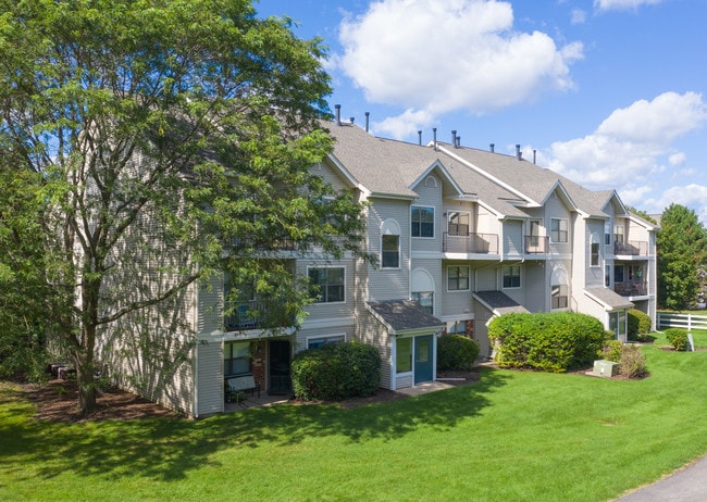 Fox Valley Villages in Aurora, IL - Building Photo - Building Photo