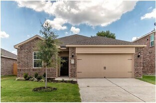 1901 Hot Springs Way in Princeton, TX - Building Photo