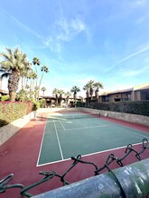 291 E Mel Ave in Palm Springs, CA - Building Photo - Building Photo