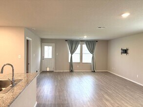 12736 St Louis Way in Schertz, TX - Building Photo - Building Photo
