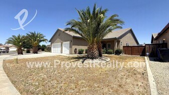 13212 Ibsen Ln in Victorville, CA - Building Photo