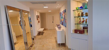 3802 NE 207th St in Aventura, FL - Building Photo - Building Photo