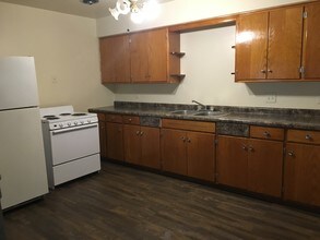2106 Lake Point Dr-Unit -2 in Madison, WI - Building Photo - Building Photo