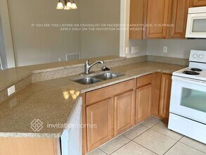 503 Fairhaven Dr in Davenport, FL - Foto de edificio - Building Photo