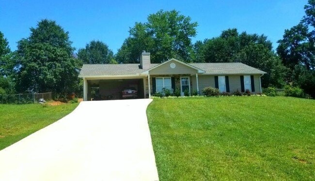 property at 3225 Montgomery Dr