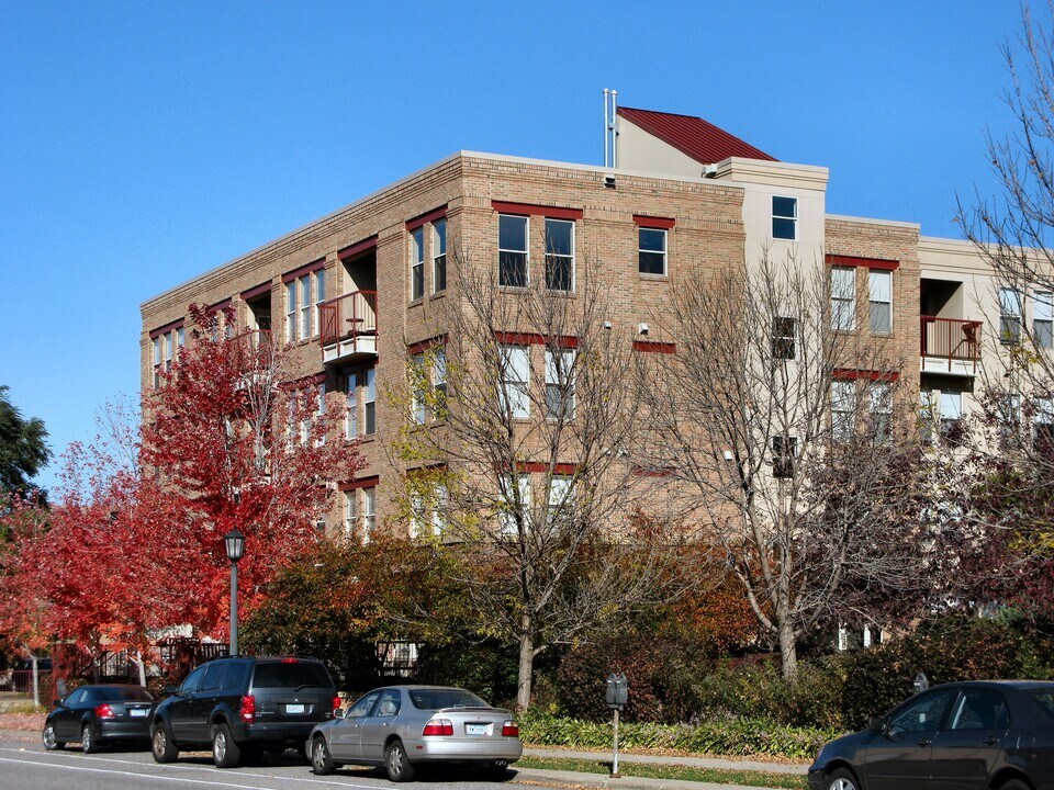 680 N 2nd St in Minneapolis, MN - Foto de edificio