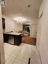 339 Rathburn Rd W in Mississauga, ON - Building Photo - Building Photo