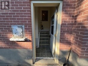 550 Raymond St in Peterborough, ON - Building Photo - Building Photo
