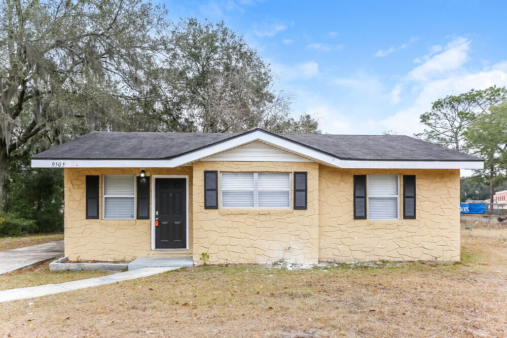 9505 Waynesboro Ave in Jacksonville, FL - Building Photo