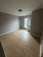 214 Rowland St in Syracuse, NY - Foto de edificio - Building Photo