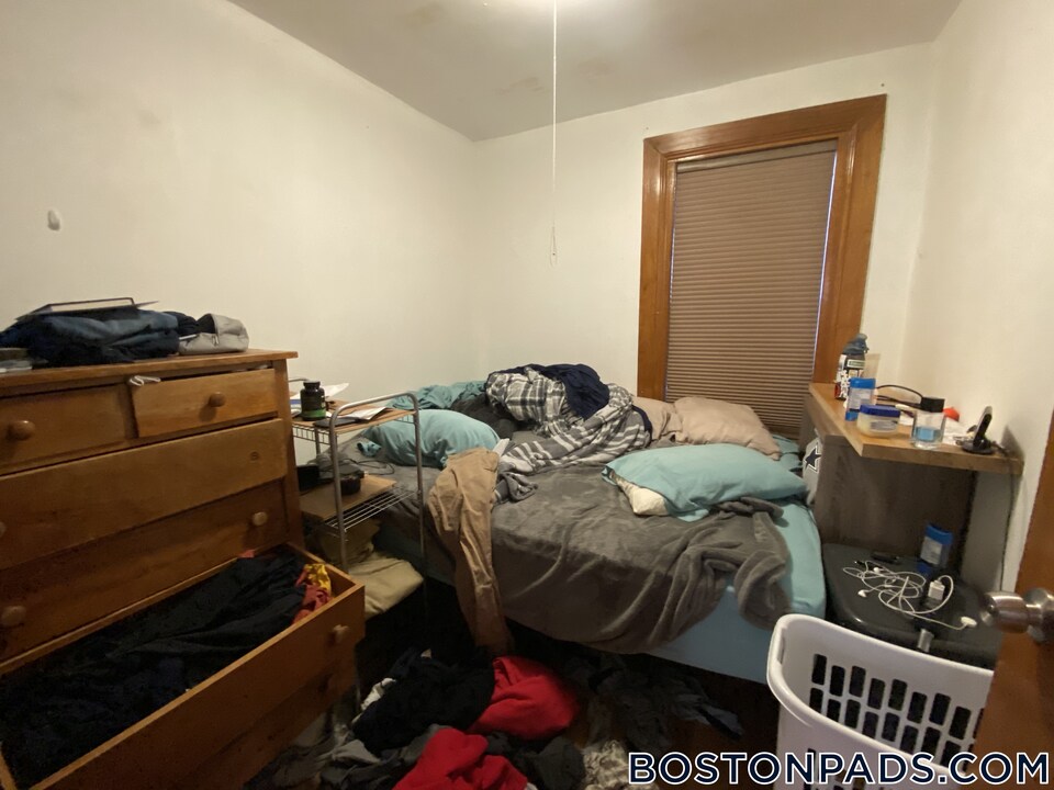 40 Jay St in Cambridge, MA - Building Photo