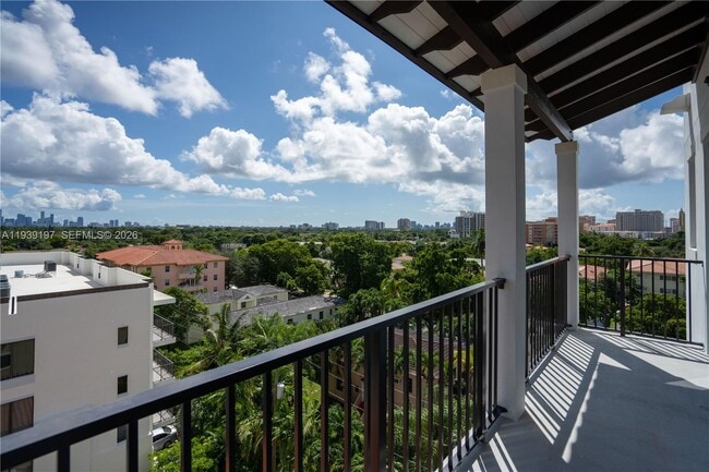 1091 Galiano St in Coral Gables, FL - Building Photo - Building Photo