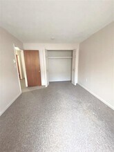 75 Vine St-Unit -8 A2 in Saugus, MA - Building Photo - Building Photo