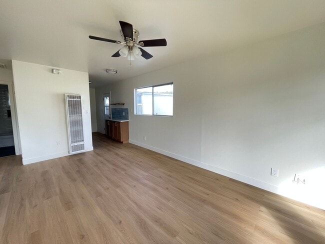 225 S G St in Lompoc, CA - Building Photo - Building Photo