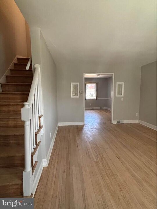 3910 Rokeby Rd in Baltimore, MD - Building Photo