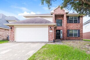 6718 Rockwall Trail Dr in Humble, TX - Building Photo