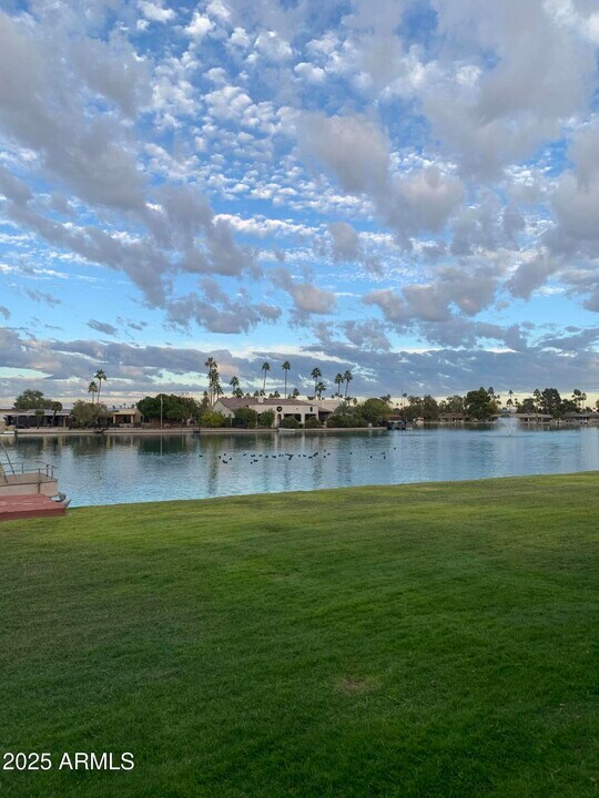 10202 W Bolivar Dr in Sun City, AZ - Building Photo
