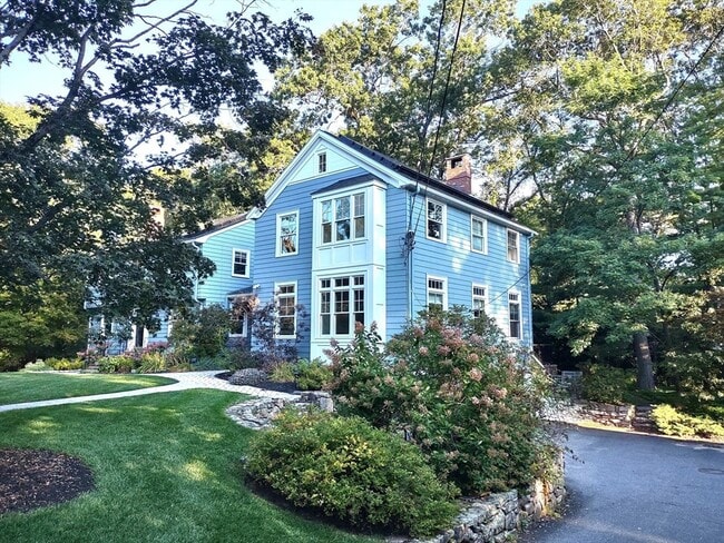 64 Baskin Rd in Lexington, MA - Building Photo - Building Photo