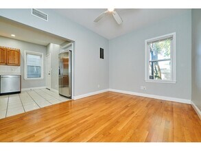 5 Transit St in Boston, MA - Building Photo - Building Photo