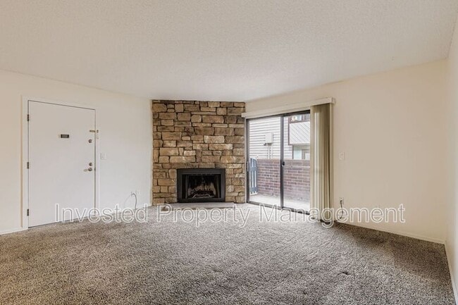 11913 E Harvard Ave in Aurora, CO - Building Photo - Building Photo