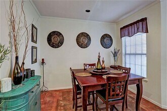 2732 W Holcombe Blvd in Houston, TX - Building Photo - Building Photo