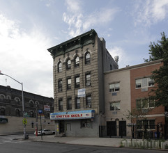 276 Wilson Ave in Brooklyn, NY - Building Photo - Building Photo